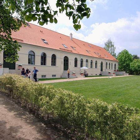 Kavaliershaus Schloss Bluecher Am Finckenersee Экстерьер фото